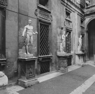 Palazzo Mattei di Giove — Innenhof