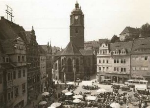 Meißen, Frauenkirche und Wochenmarkt vom Hirschhaus gesehen