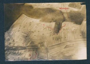 Foto feindlicher Batterie-Stellungen bei Ballersdorf (Luftbild)