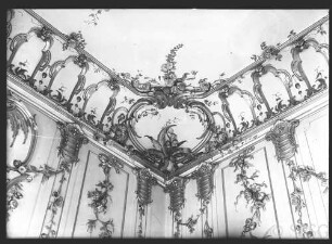 Potsdam, Stadtschloss, Schreibkabinett Friedrich II., R.: 8, Blick in Raumecke der Decke.