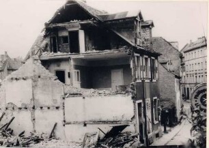 Altstadt, Dörfle. Fasanenstraße, Gebäude vis-à-vis Moulin Rouge
