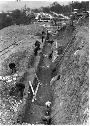 Stützmauerbau oberhalb Aichelberg