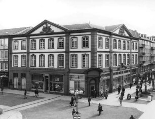 Haus zum Paradies und Grimmvogel; Frankfurt, Liebfrauenberg 39, Neue Kräme 34