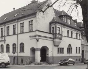 Netzschkau, Fortbildungszentrum : Netzschkau. Ehemalige Berufsschule, Fortbildungszentrum, Schulstraße 10/Ecke Lindenstraße. Eckansicht