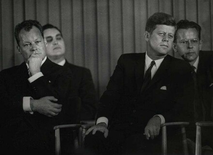 Willy Brandt und John F.                             Kennedy