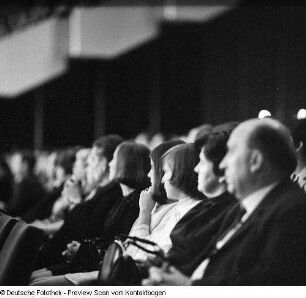 Georgische Kulturtage, Ensemble im Kulturpalast, Konzert, Ausstellung, Puppentheater