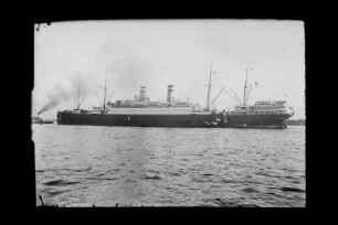 Cleveland (1909), Passagier- und Frachtschiff (reefer), Hamburg-Amerikanische Packetfahrt-Actien-Gesellschaft, Hamburg, Bau-Nr. 197