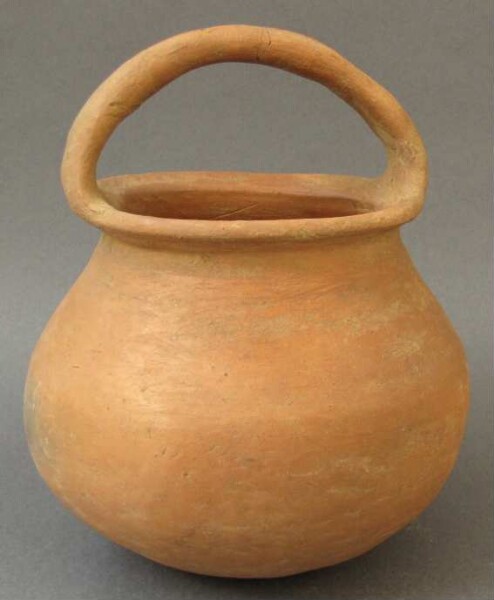 Clay vessel