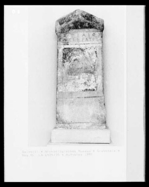 Grabstele