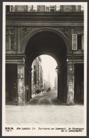 Ansichtskarte "Alte Jakobstraße, Durchgang zur Simeonstraße" [1/4]
