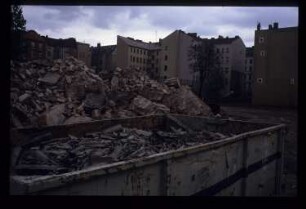 Diapositive: Oranienstraße, Moritzplatz, November 1991