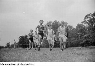 Schüler bei einem Laufwettkampf