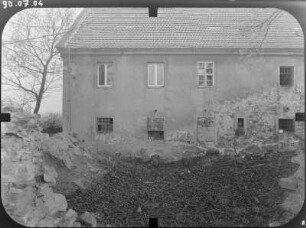 Kreischa-Zscheckwitz. Gut Zscheckwitz. Wirtschaftsgebäude. Feldseite