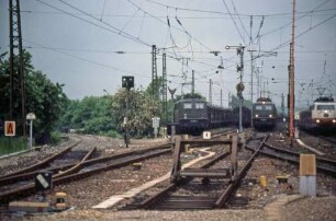 Vaihingen/Enz-Nord Lok 140 680 Lok 140 056 Güterzug Gleisanlagen