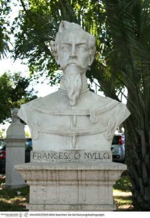 Büste des Francesco Nullo