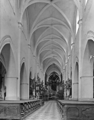 Zdar nad Sazavou / Saar, ehem. Zisterzienserkloster, Klosterkirche, Mittelschiff nach Osten