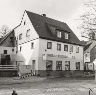 Wohn- und Geschäftshaus, Grünhain