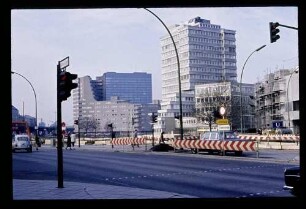 Mehringplatz 2.3.74.