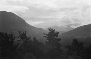 Landschaft : Hügel und Berge in Norwegen.