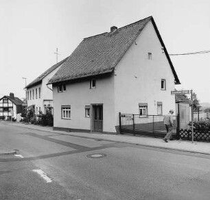 Schlangenbad, Gladbacher Straße 5