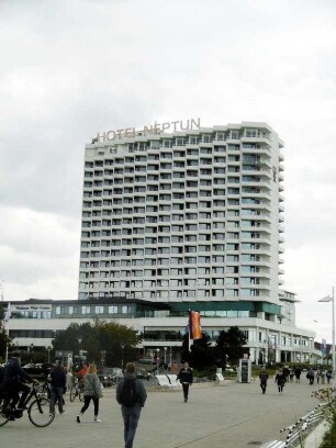 Rostock: Hotel Neptun in Warnemünde