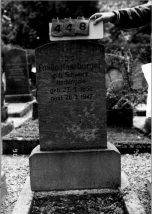 Grabstein 448