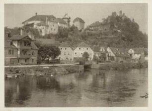Blick auf die Markt Hals an der Ilz. mit Burgruine
