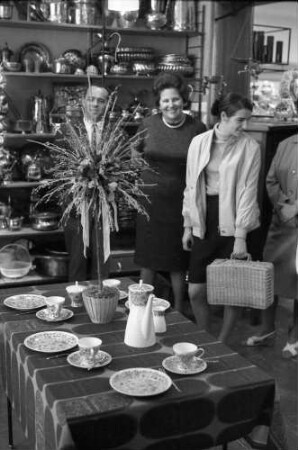 Freiburg: Haus Schafferer, gedeckter Tisch, Firma Villeroy & Boch