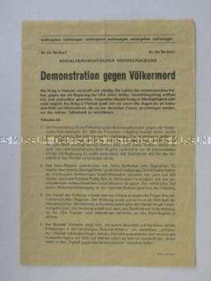 Flugblatt mit einem Aufruf des Sozialdemokratischen Hochschulbundes zu einer Demonstration gegen den Vietnam-Krieg