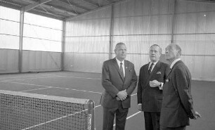 Einweihung der neuen Tennishalle des Tennis-Club Grün-Weiß der Tennisabteilung der ESG Frankonia.