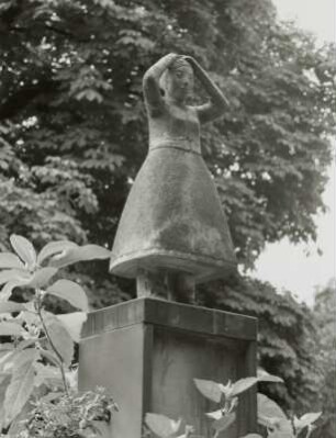 Ehemaliger Brunnen "Sorbische Bräuche"