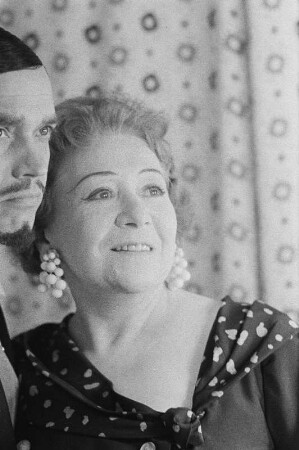 Szenenbilder aus "Schule der Diktatoren", Komödie von Erich Kästner. Münchner Gastspiel im Hebbel-Theater Berlin 1957