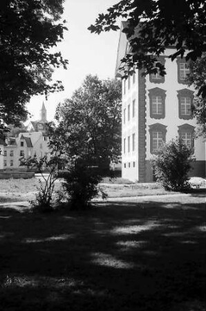Schloss Bonndorf mit Park und Kirche