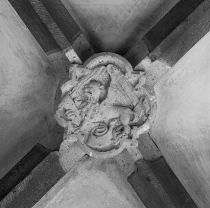 Schlußstein mit Löwen als Evangelistensymbol