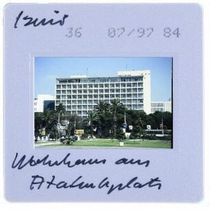 Izmir, Cumhuriyet-Platz