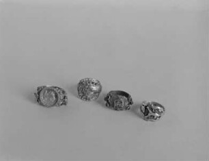 Ring mit Christusmonogramm