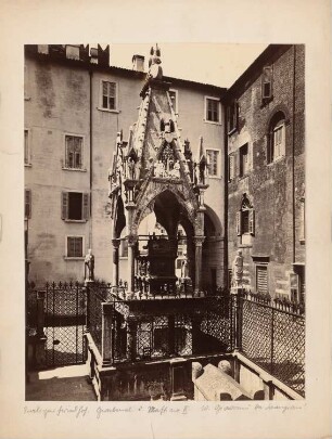 Scaliger-Grabmäler, Verona Grabmal des Mastino II.: Ansicht des Monuments in Form eines Tabernakels