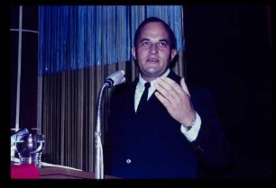 Dr. Rainer Barzel 19.10.66.