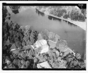 Wörlitz (Kr. Dessau), Schloß