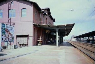 Gleisanlagen und Bahnsteige Richtung Erfurt