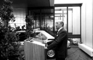 Freiburg: Einweihungsfeier des Autohaus Freiburg, BMW Schultz; durch Fürst von Fürstenberg