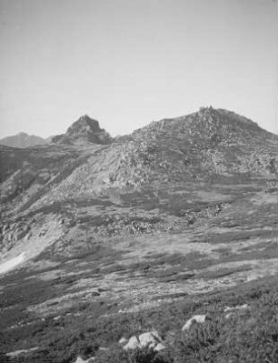 Kisokoma-ga-take : Kisokoma-ga-take. Blick zu zerklüfteten Karwänden