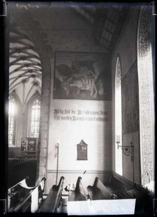Stadtkirche; Chorbogenwand mit Wandbild