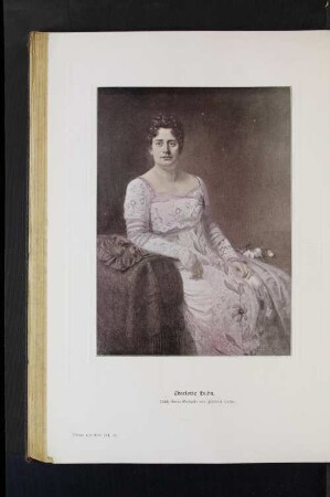 Charlotte Huhn