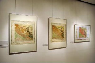 SLUB, Ausstellung "Gespräche mit der Erde. Geowissenschaften in Sachsen" : Ausstellungspräsentation im Buchmuseum. Geologische Karten