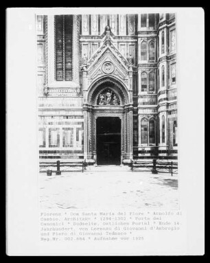 Dom & Santa Maria del Fiore — Porta dei Canonici