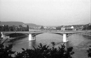 Basel: Neue Rheinbrücke [Wettsteinbrücke] vom Münsterplatz