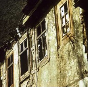 Weimar - Hausruine : Historisches Wohnhaus, aufgenommen in Weimar 1980