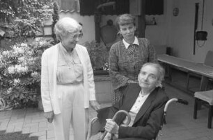 Einladung der Stadt Karlsruhe an die ehemalige Karlsruher Mitbürgerin Hanneliese Shearer, geb. Hammelburger, aus Birmingham