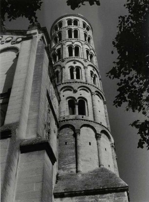Uzes im Süden Frankreichs, hier die elegante, zylindrische Tour Fenestrelle